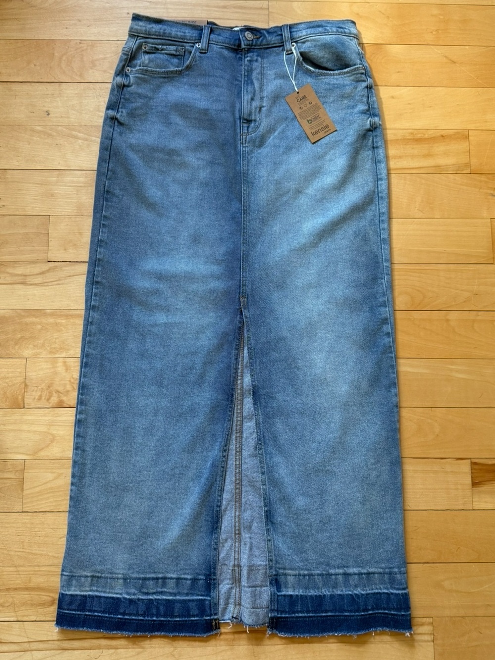 NWT Kensie High Rise Light WashDenim Maxi Skirt w/ Front Slit